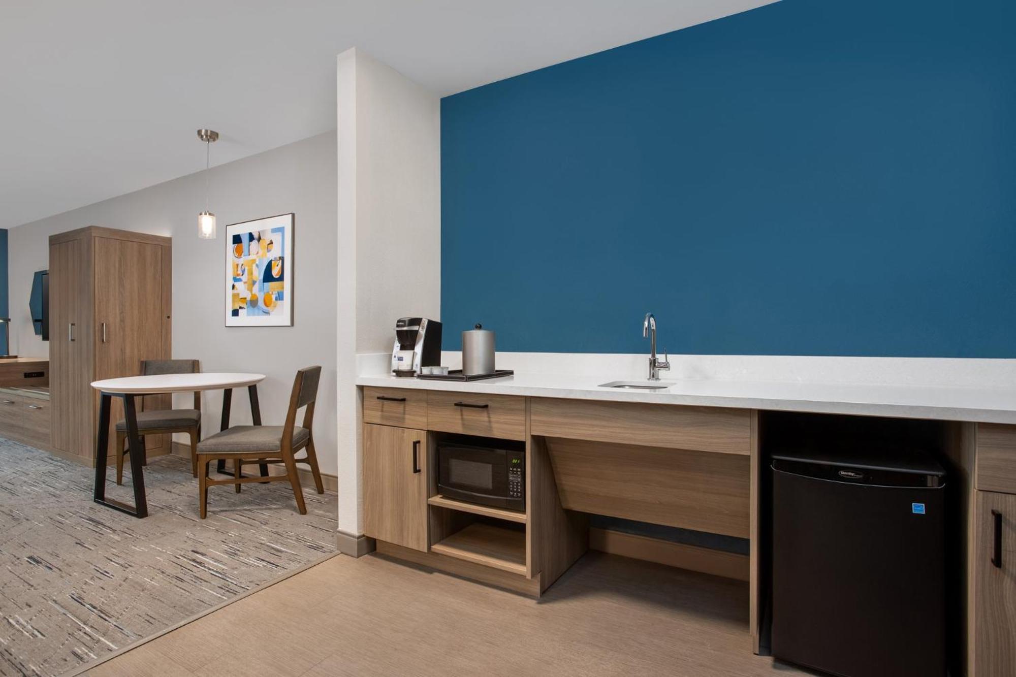 Express & By Ihg Terre Haute
