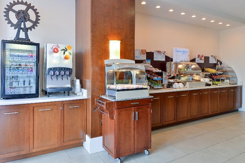 Express & By Ihg Hotel Terre Haute