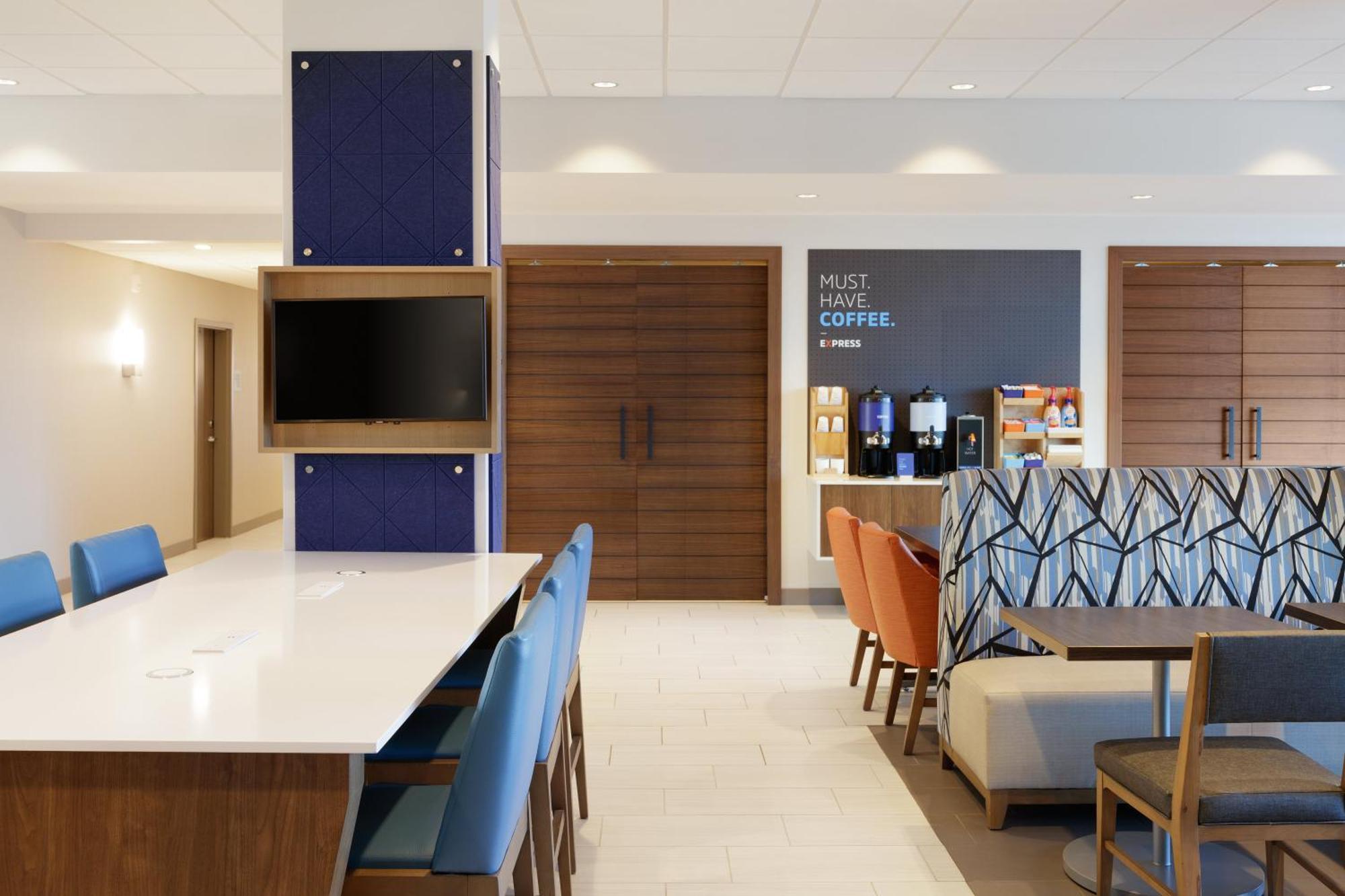 Express & By Ihg Hotel