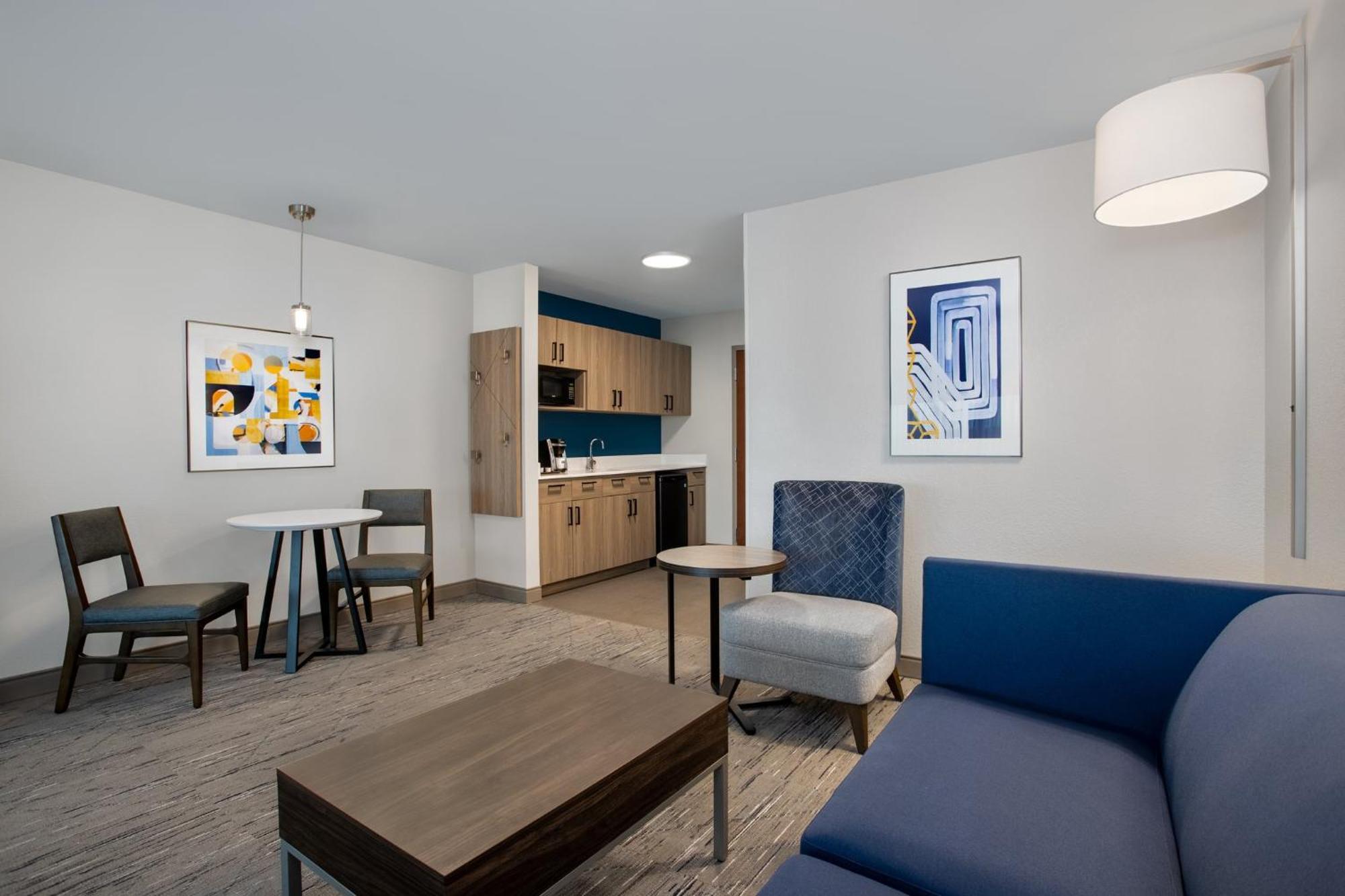Hotel Express & By Ihg