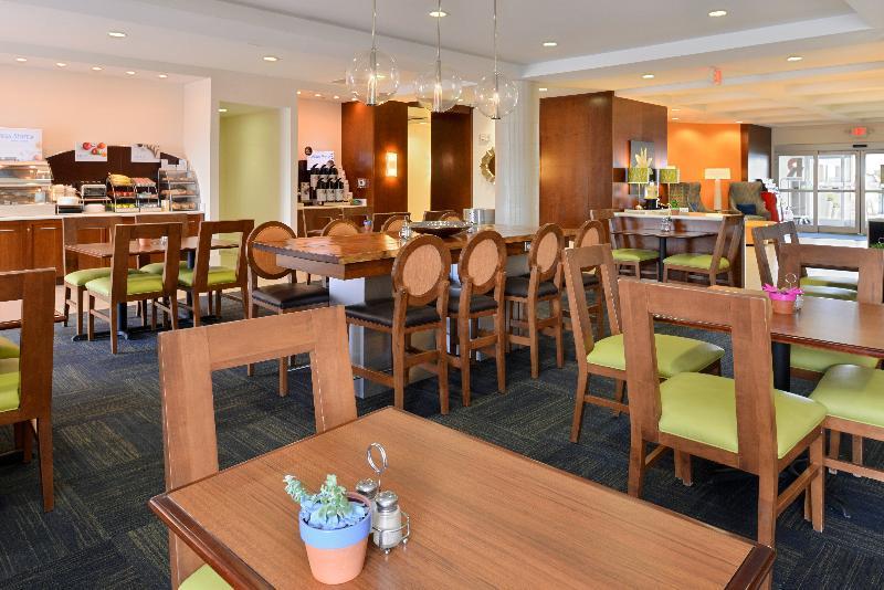 Express & By Ihg Hotel 2*
